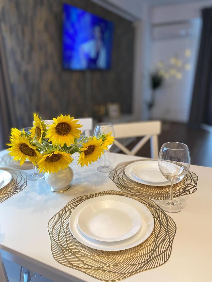La Maison De Zoe - Airport Residences Otopeni Zewnętrze zdjęcie
